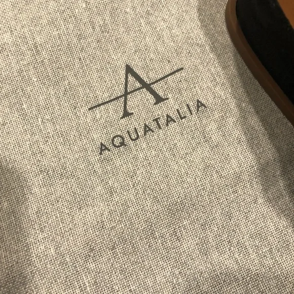 Aquatalia black suede slides size 6 - Picture 3 of 6